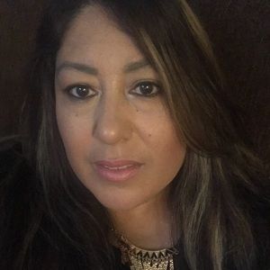 Meet your Posher, Esmeralda
